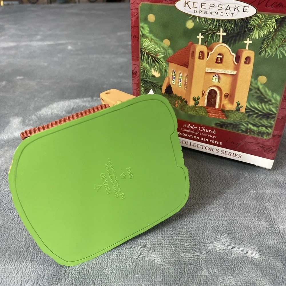 HALLMARK ADOBE CHURCH #3 SERIES 2000 MAGIC LIGHT CHRISTMAS KEEPSAKE ORNAMENT